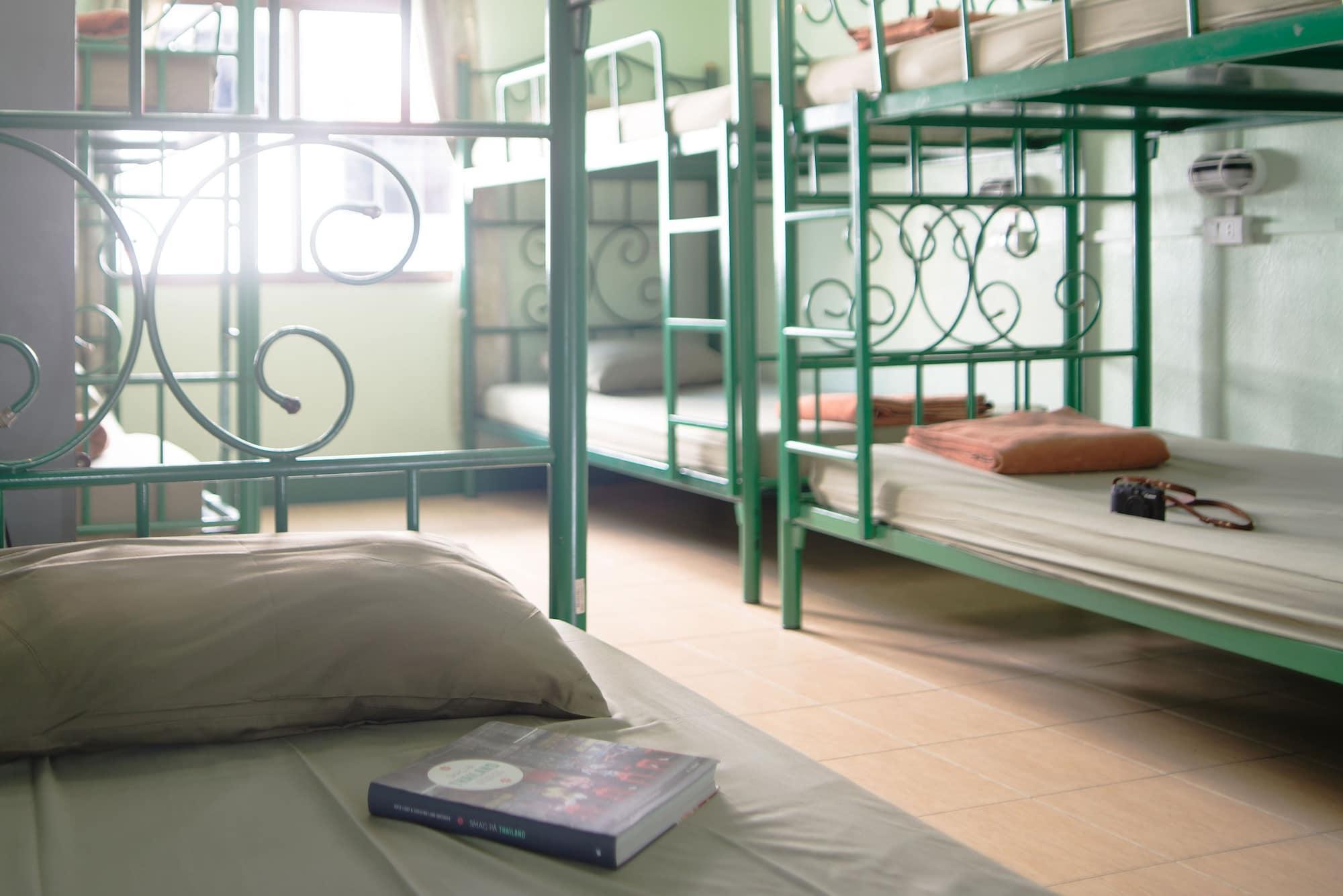 New Road Guest House Bangkok Exterior photo