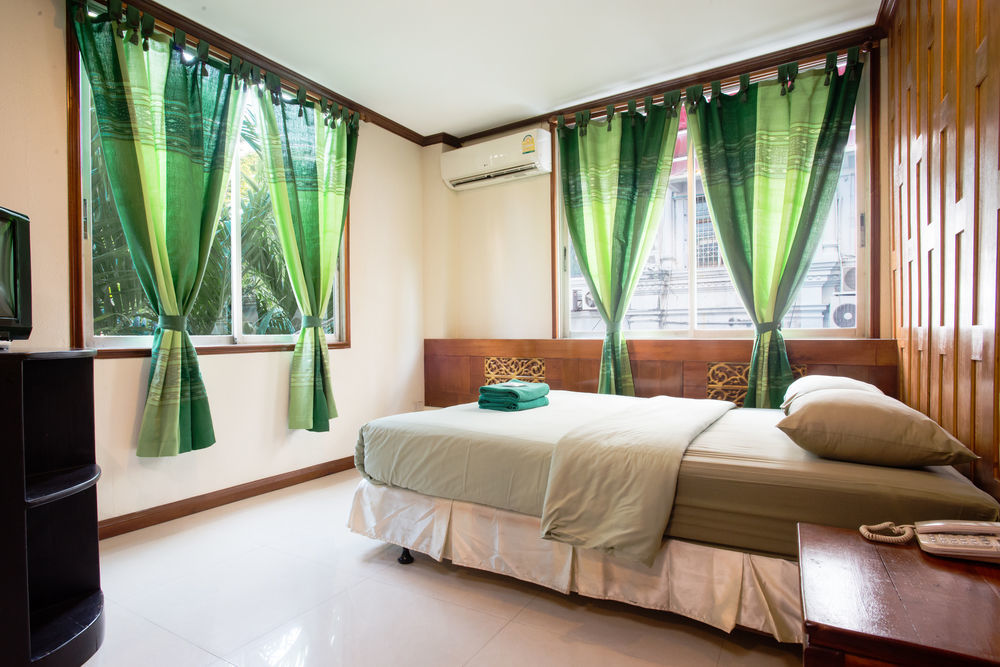 New Road Guest House Bangkok Exterior photo